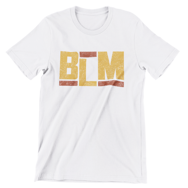 mockup of a crew neck t shirt against a solid color background